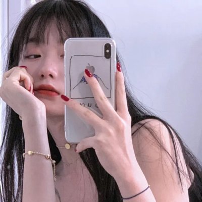 红妆问佳人